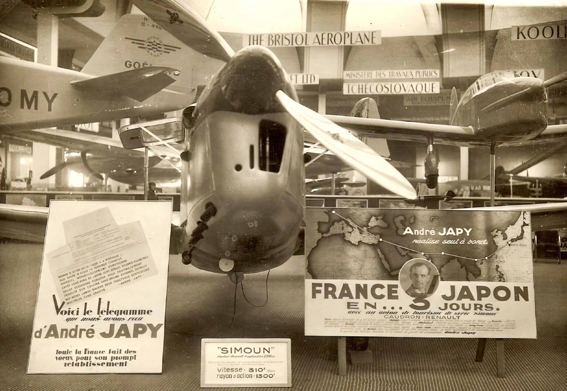 André Japy Ailes Rouges Bg